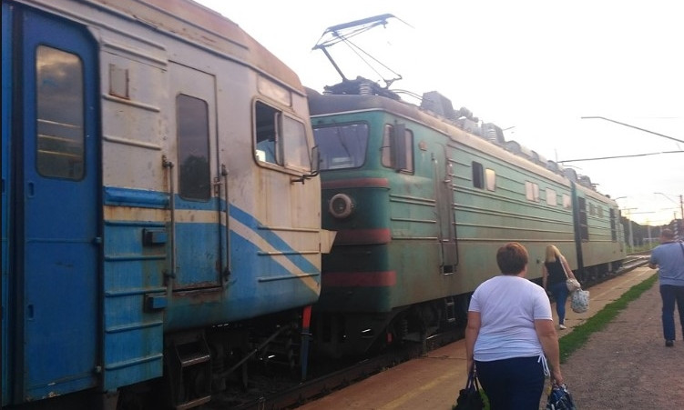 «Наглость у некоторых заоблачная»: глава УЗ нажал стоп-кран в деле закупки стаканов по 2000 гривен
