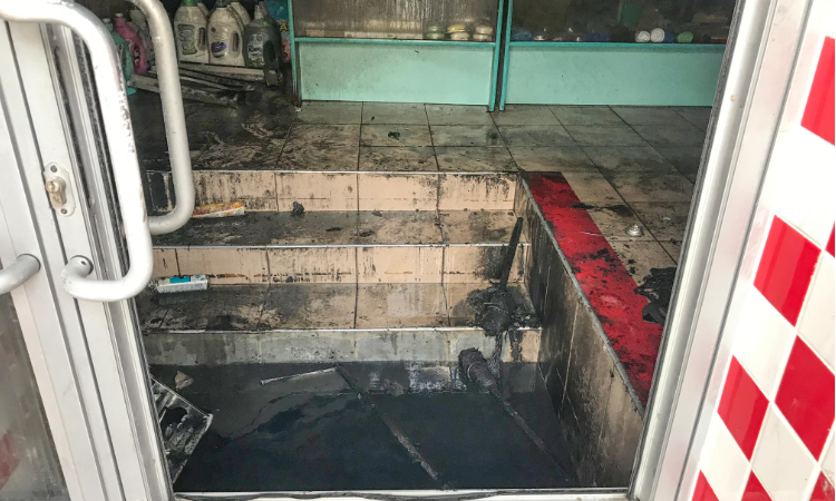 В Полтавской области мужчина облил горючим бывшую супругу и поджег прямо на ее рабочем месте (ФОТО, ВИДЕО)