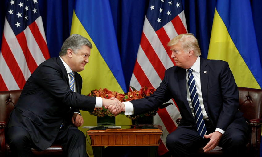 Скандальна зустріч Порошенка з Трампом: чи платив наш президент за свій візит?