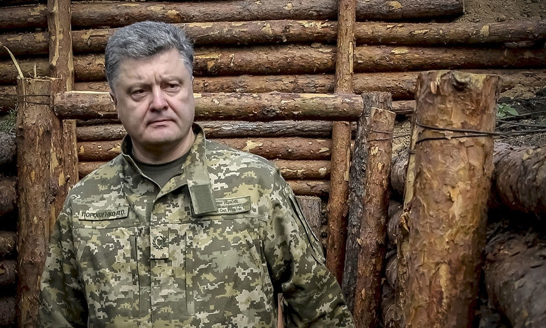 Больше никакой АТО! Теперь у нас ОС: Порошенко «переименовал» войну на Донбассе