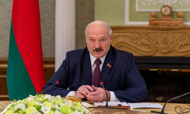 "И крестьяне имеют право на свое слово": Лукашенко готов вести диалог с оппозицией