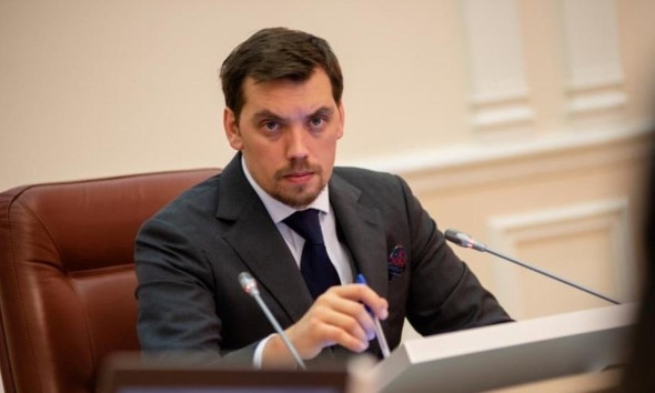 По стопам Януковича: Гончарук потратил на перелет больше миллиона гривен (ФОТО)