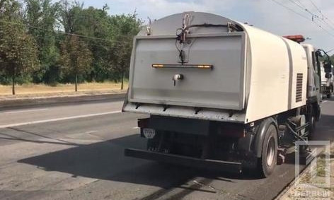 Вместо мытья улицы Кривого Рога будут пылесосить