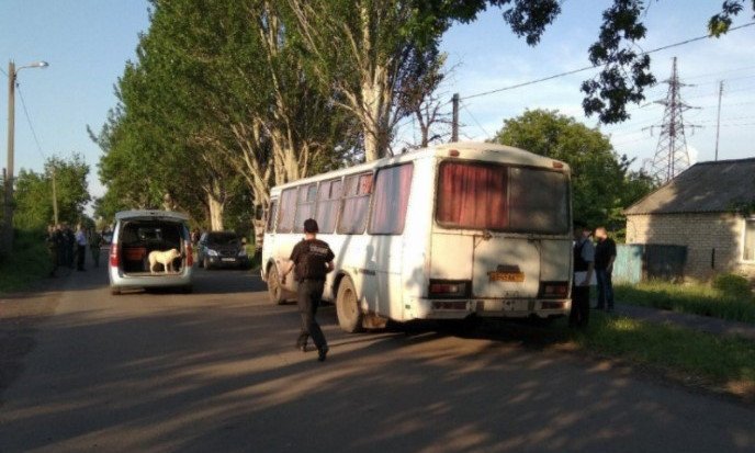 В окупованому Дебальцевому в автобусі з дітьми вибухнула граната