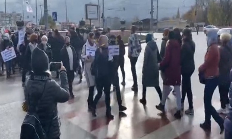 Предприниматели #SaveФОП не сдаются, перекрывают международные магистрали и городские дороги, протестуют против РРО и карантина выходного дня (ФОТО, ВИДЕО)