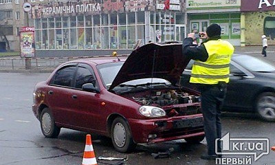 ДТП в Кривом Роге: не разминулись Daewoo и Mercedes