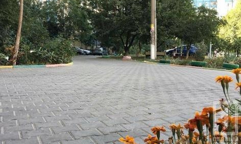 "Криворожский дворик": до конца года обновят более 10 дворов