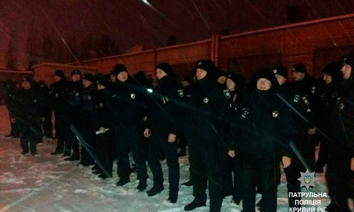 В Кривом Роге полицейским на помощь придут военные
