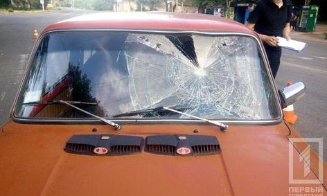 ДТП в Кривом Роге: легковушка сбила пенсионера