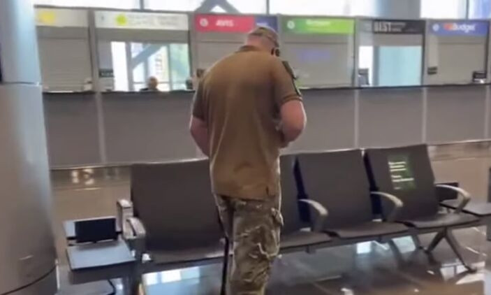 Одессит "заминировал" аэропорт из-за недостатка внимания