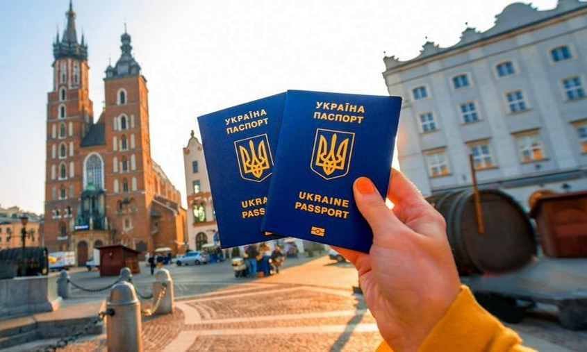 Правительство изменило правила пересечения границы украинцами