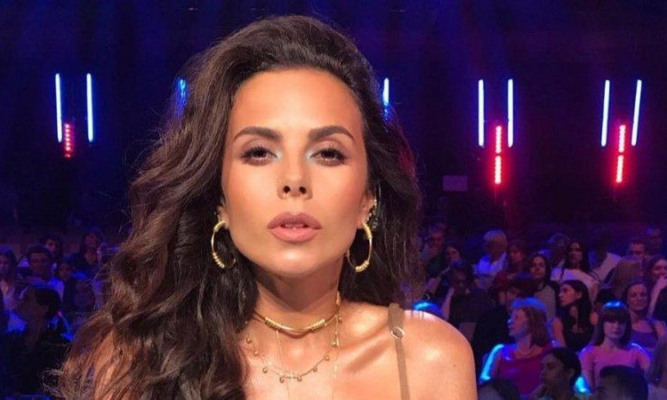 Певица Настя Каменских выступила на разогреве у колумбийского исполнителя Maluma