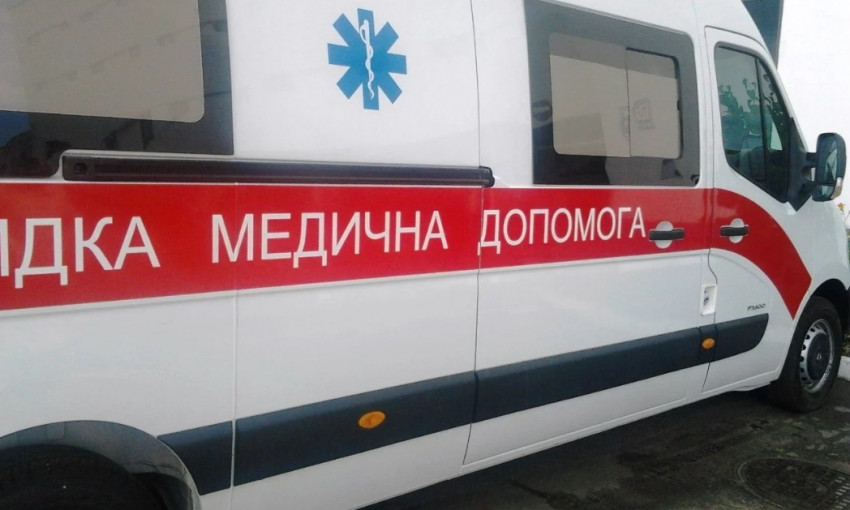 В киевском ВУЗе упал в обморок студент из Китая: поднялась паника (ФОТО)