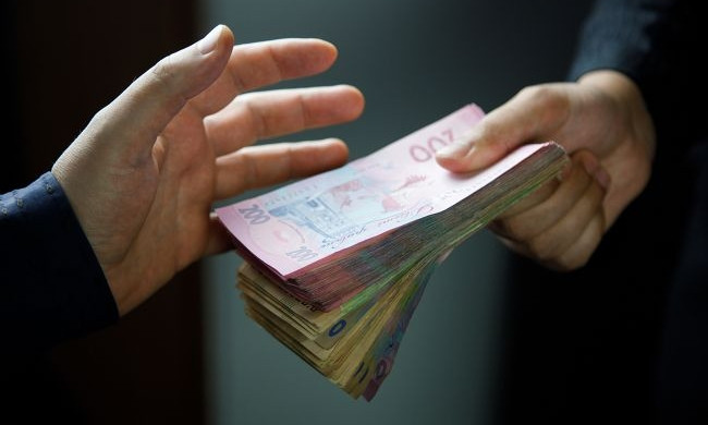 Денис Шмыгаль рассказал, какая сумма направлена на выплату компенсаций ФОПам и наемным работникам