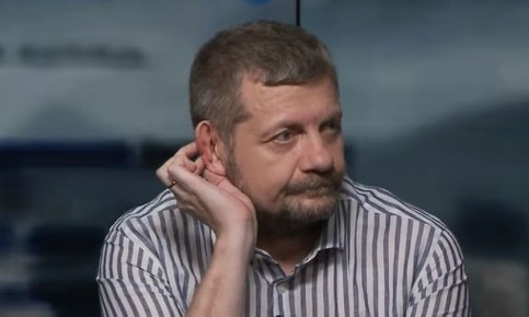 Нардеп Мосийчук пришел на телеэфир пьяным и обозвал людей "уродами"
