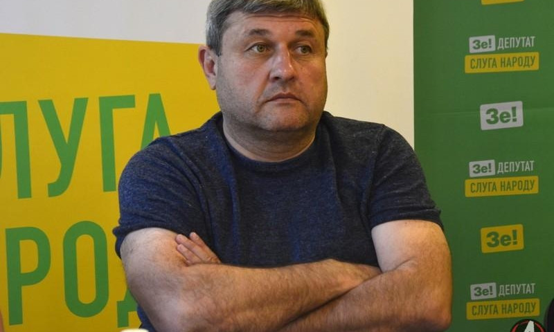 "Слуга народа" Сергей Литвиненко замечен в связях с "титушками"