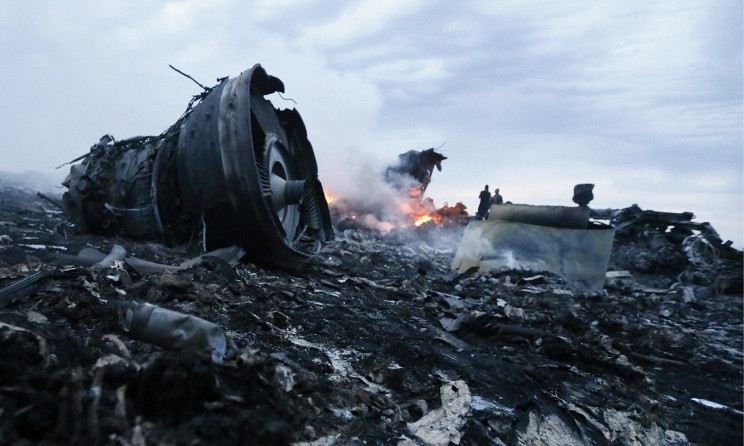 НАТО та Євросоюз закликають Росію визнати свою провину у катастрофі МН17 і понести відповідальність