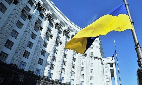 Правительство проводит перестановки в Кабмине: назначили новых руководителей и министра