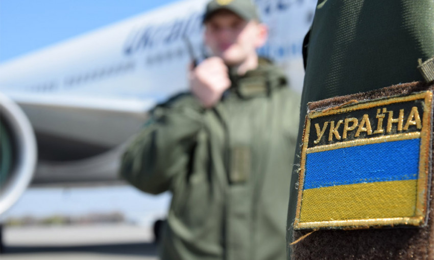 Кабмин принял новые ужесточенные правила въезда в Украину иностранцев и украинцев