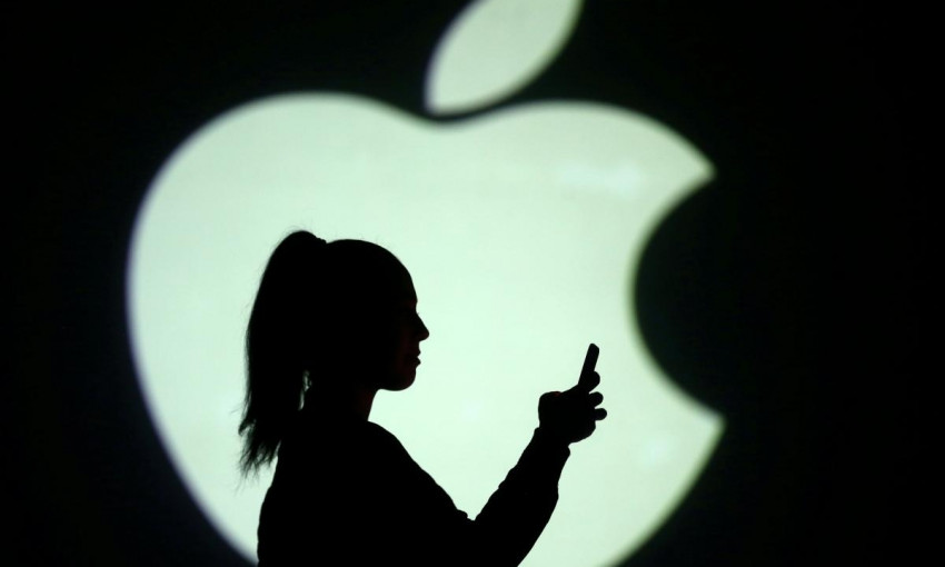 Apple представит новый недорогой смартфон  весной
