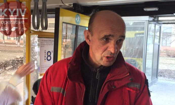Сеть сражена наповал поведением «экипажа» киевского автобуса