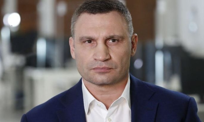 Владимир Кличко заявил, что использовал все свои связи и закупит для Киева миллион доз вакцины