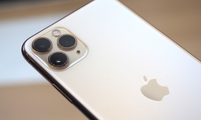 iPhone 11 сравнили с Android-смартфонами