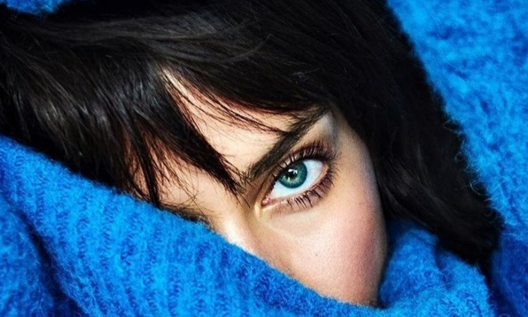 Ирина Шейк снялась для обложки португальского Vogue