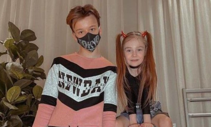 Восьмилетняя Милана прокомментировала свои отношения с 13-летним блогером