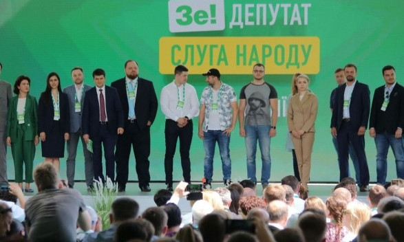 В "Слуге народа" рассказали о скандале в партии