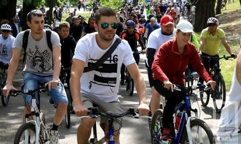 В Покровском районе Кривого Рога провели велопробег в честь Победы