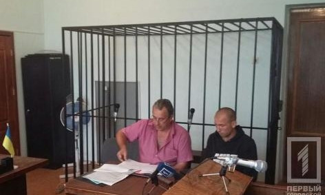  Мужчину, который нанёс парню удар ножом в живот, оставили в СИЗО на время досудебного расследования