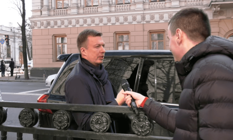 «Папа дал покататься», - народный депутат объяснил, почему его «Лексус» не указан в декларации
