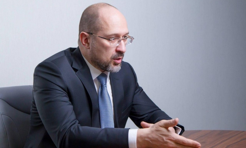Премьер-министр заявил, что украинцы, уволенные с работы из-за карантина, получат выплаты от государства