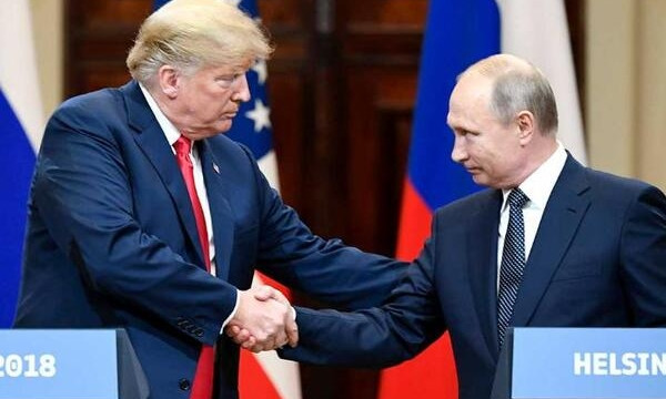 Сенаторы США обратились к Госдепу ввести санкции против Путина, потому что он "вмешивается в выборы"