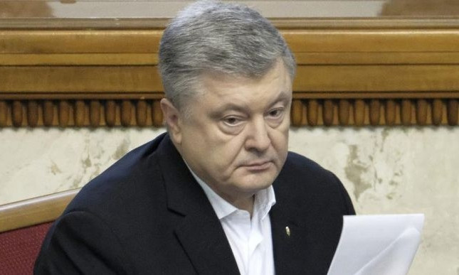 Порошенко, Тищенко и Шарий лидируют по покупке рекламы в Facebook