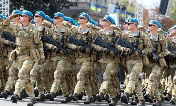 Расходы на армию увеличат на 15 миллиардов