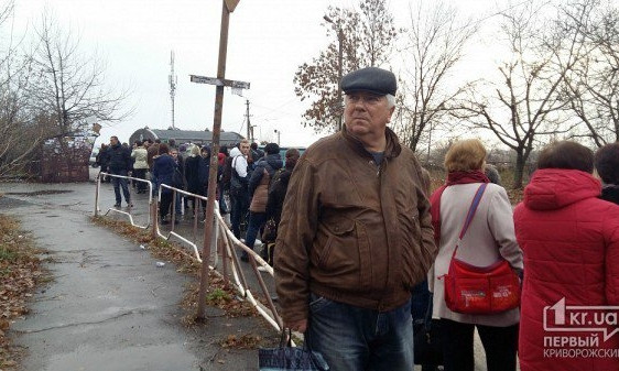 В Кривом Роге маршрутчики утренней забастовкой "сорвали" рабочую перевозку