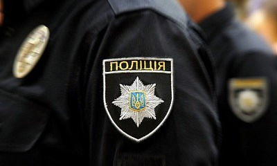 Пьяный криворожанин создал пробку и устроил разборки с полицейскими