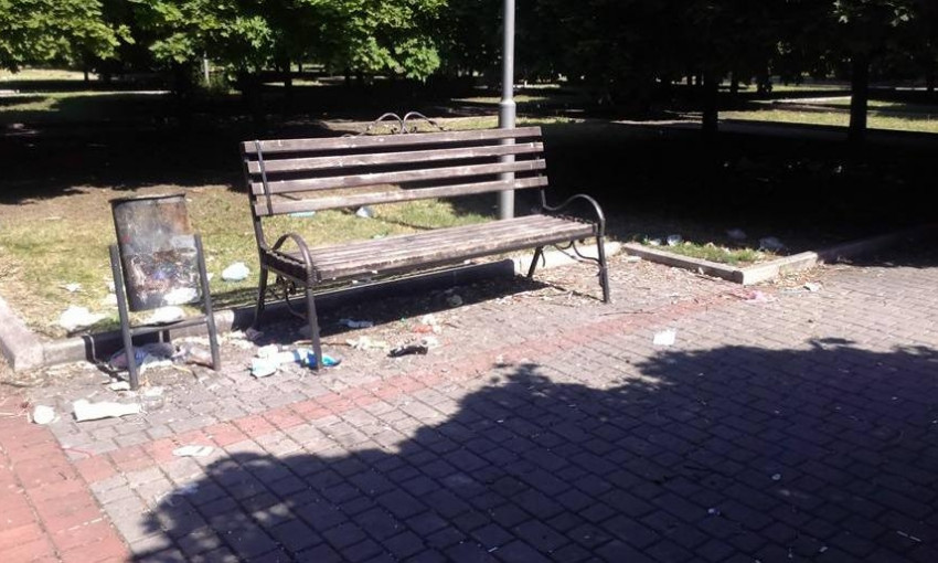Парк возле ДК Центрального ГОКа в Кривом Роге приводит криворожан в ужас