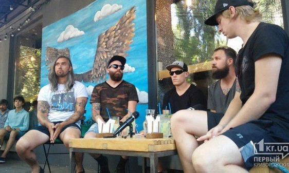 Музыканты американской рок-группы Kutless встретились с поклонниками в Кривом Роге