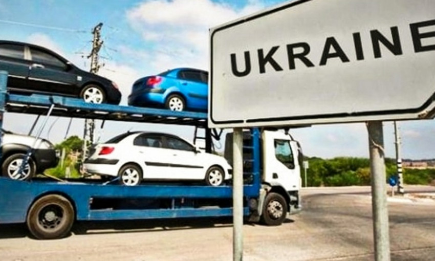 В Мининфраструктуры хотят запретить ввоз в Украину дизельных и бензиновых автомобилей