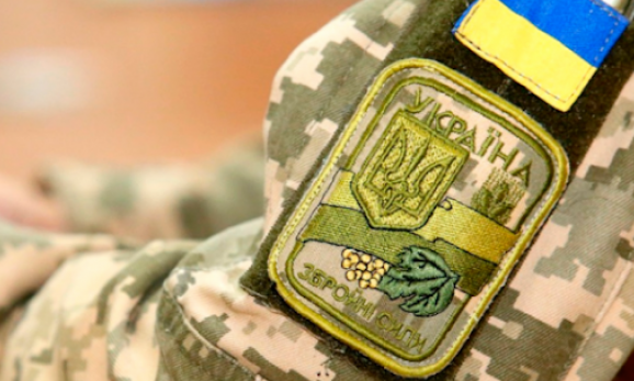 «Не каждый, кто говорит по-русски – враг Украины»: военнослужащую ВСУ раскритиковали за видео в TikTok