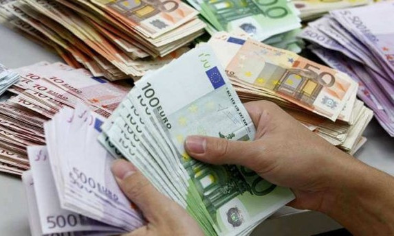 В ЄС випустять нові євро