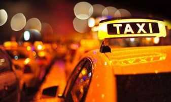 В Кривом Роге таксисту разбили голову