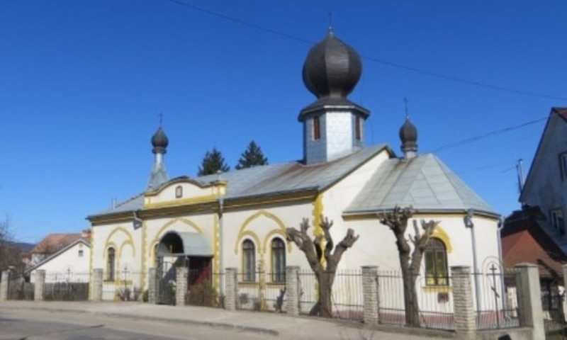 Суды и ОГА в Черновцах покрывают церковное рейдерство
