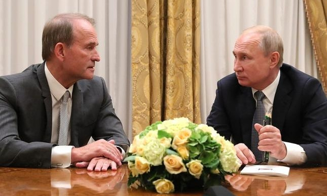 "Какой у вас есть мандат обсуждать такие вопросы?": Арахамия жестко обратился к "ОПЗЖ" из-за поездки в Москву