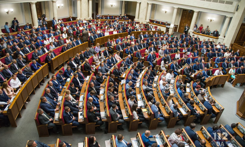 В Раде продвигают законопроект об обязательной вакцинации, без которой не допустят в учебные заведения