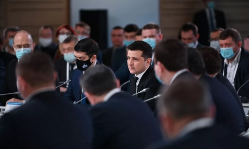 Владимир Зеленский пообещал, что все долги за газ перед Нафтогазом будут списаны: подробности