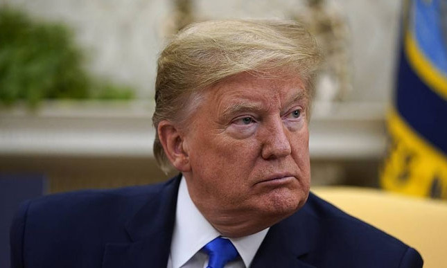 Дональда Трампа госпитализировали